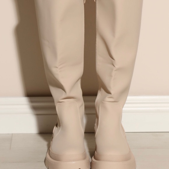 Boots - Picture 2 of 3